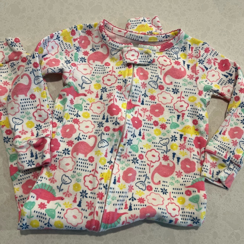 Carter’s Pajama Bundle - Picture 3 of 5